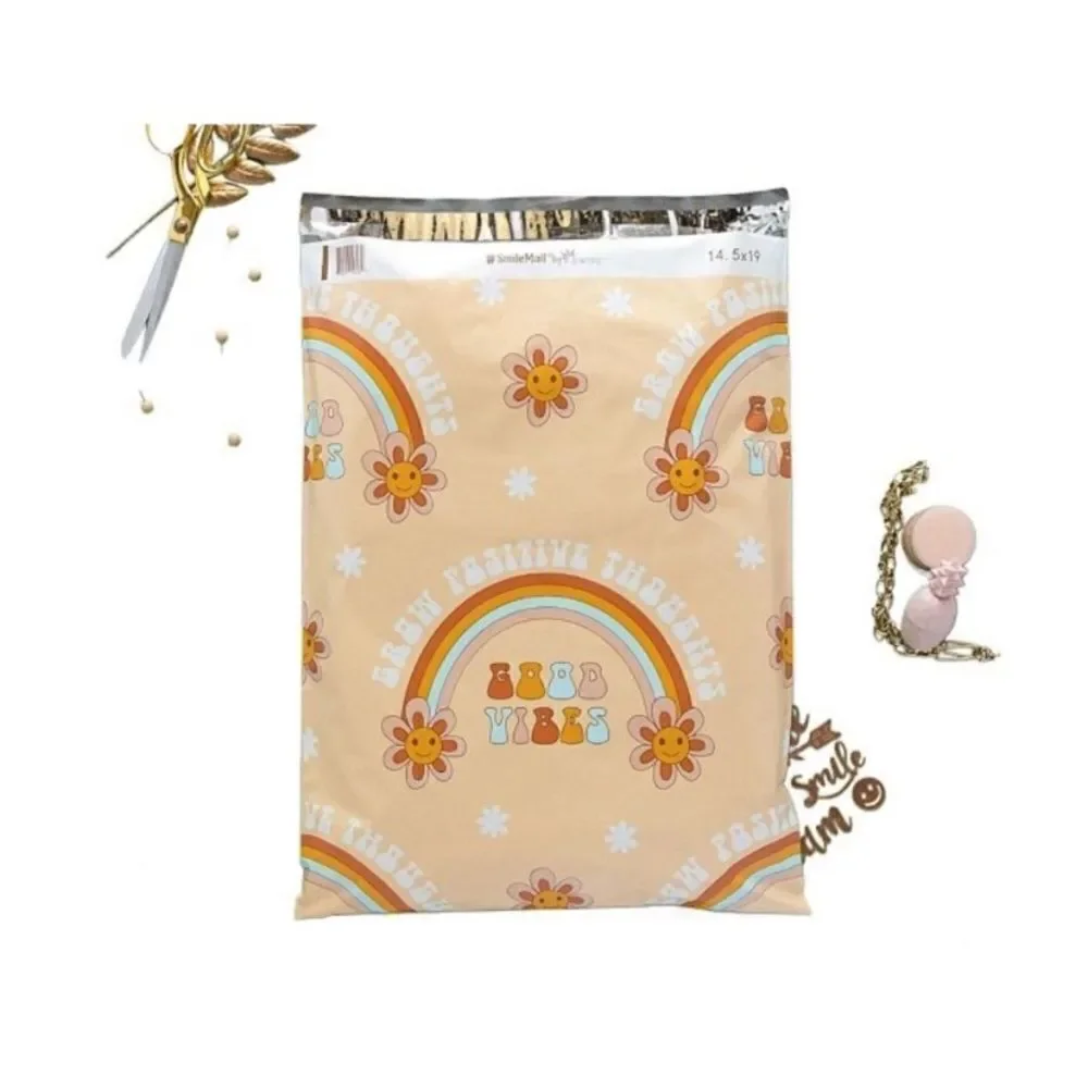 Poly mailers mixed  sizes 35 poly mailers 35 stickers